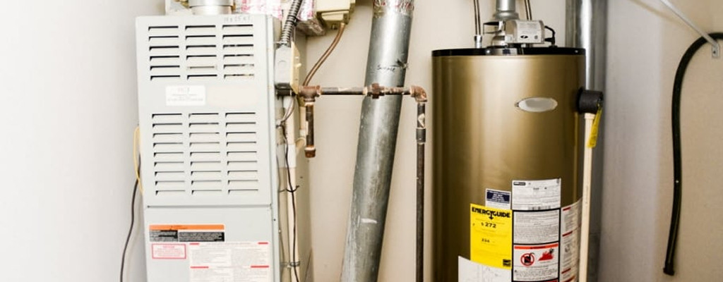 A furnace's efficiency rating (AFUE) tells you how well it uses energy to heat your home!